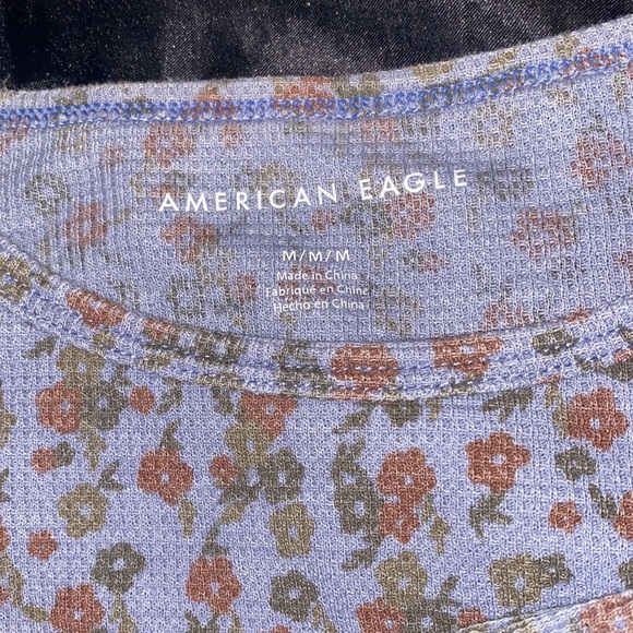 American eagle crop top size medium - Picture 3 of 3